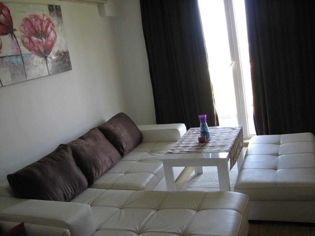 Two-Bedroom Apartment Donika Царёво Экстерьер фото
