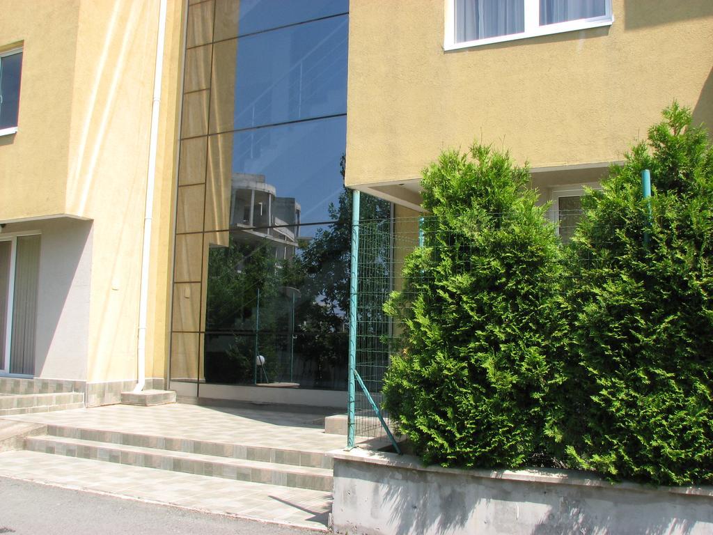 Two-Bedroom Apartment Donika Царёво Экстерьер фото