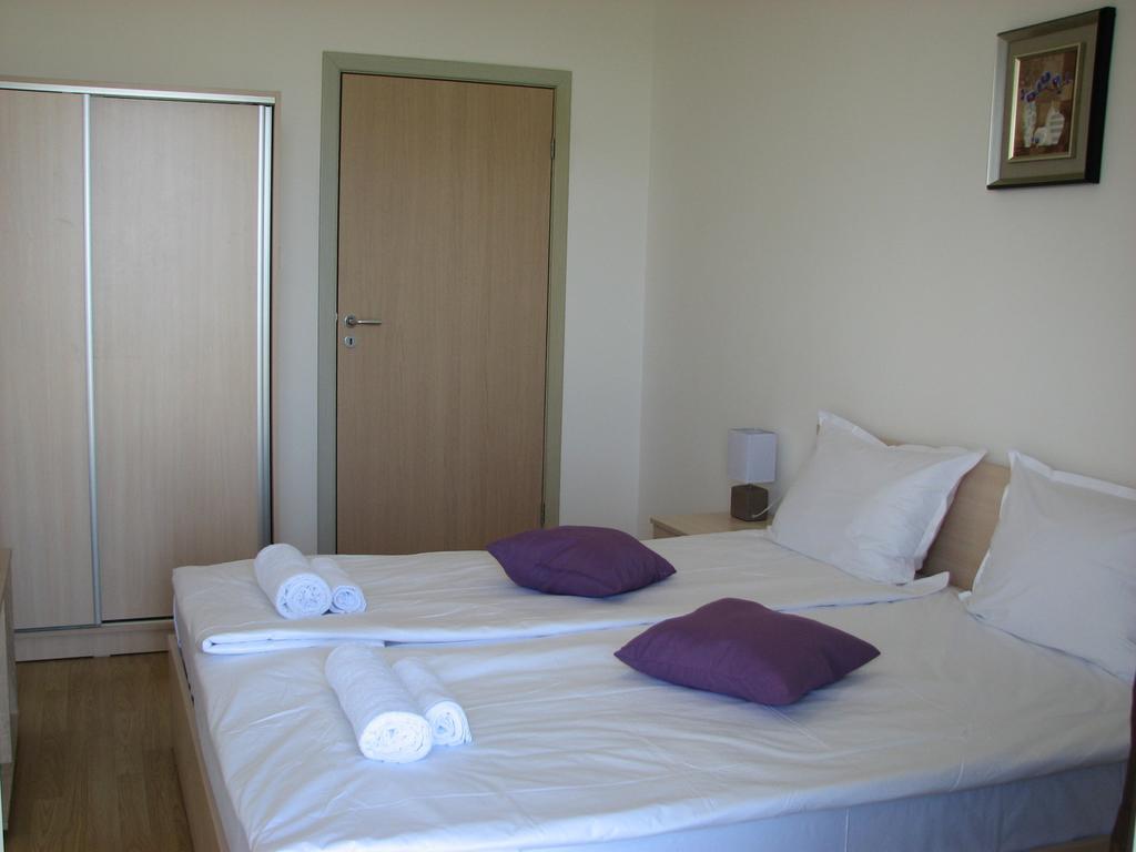 Two-Bedroom Apartment Donika Царёво Экстерьер фото