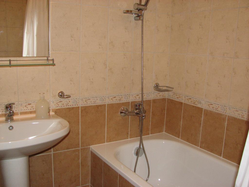 Two-Bedroom Apartment Donika Царёво Экстерьер фото