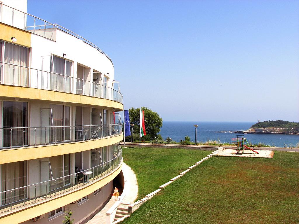 Two-Bedroom Apartment Donika Царёво Экстерьер фото