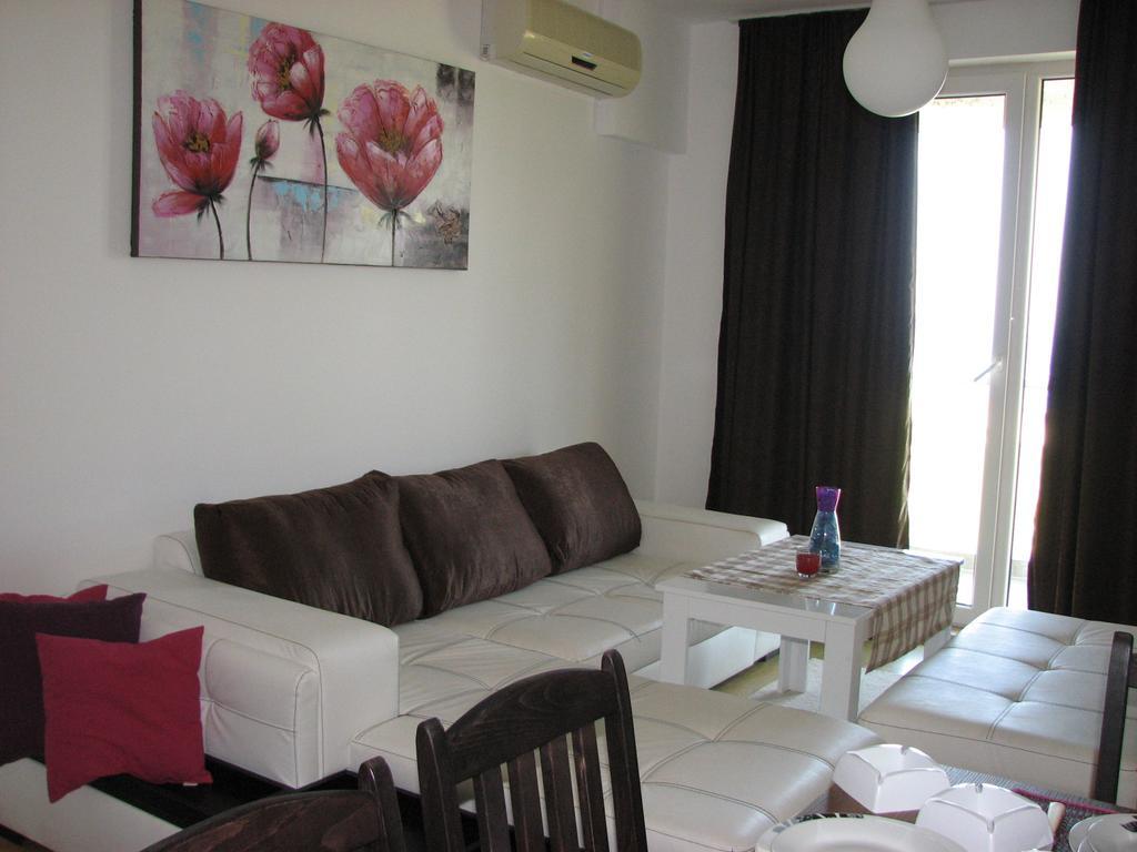 Two-Bedroom Apartment Donika Царёво Экстерьер фото